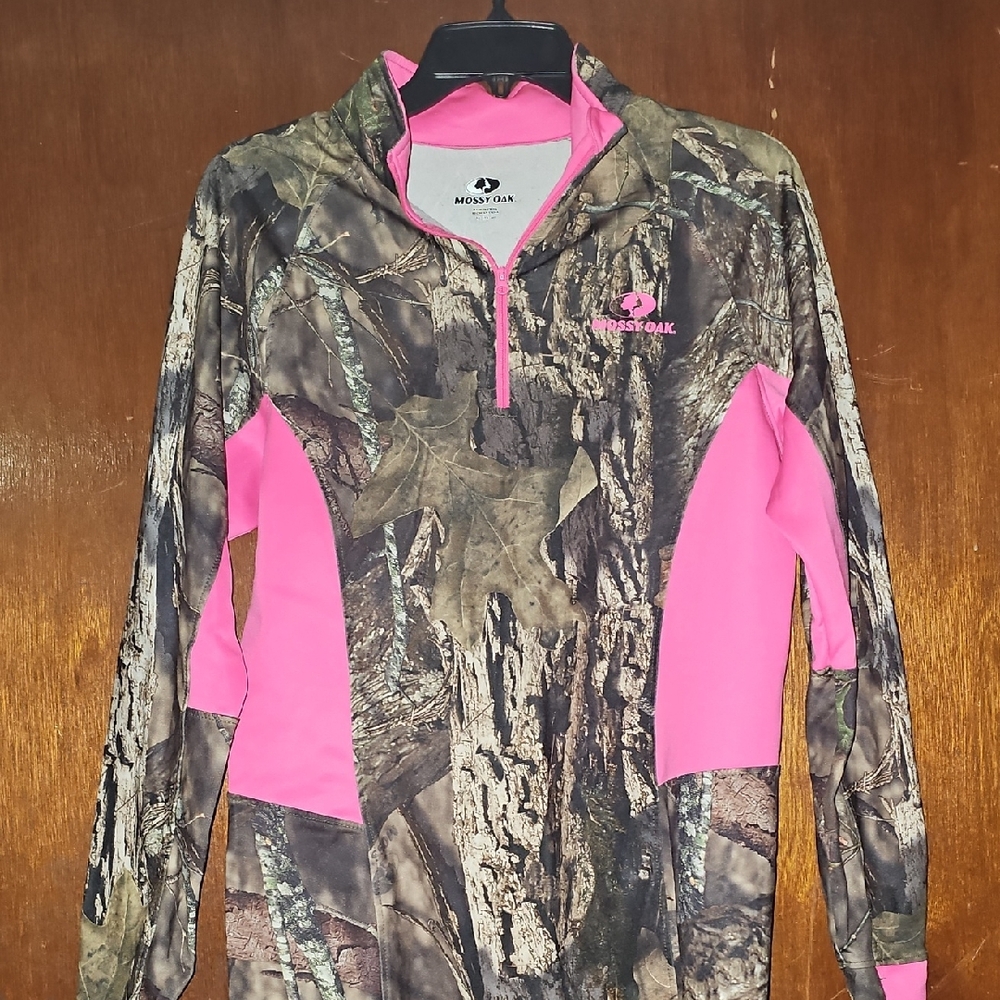 Mossy Oak Long Sleeve Tee - Camouflage and Pink